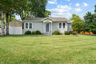 1301 W Worley St, Columbia, MO 65203
