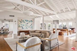 12417 Mulholland Dr, Beverly Hills, CA 90210