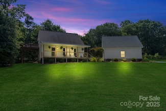 220 Plonk Rd, Dallas, NC 28034