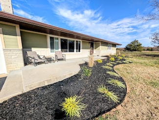 4967 E Farm Road 66, Springfield, MO 65803