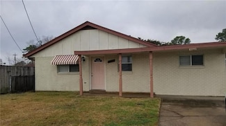4928 Sandalwood St, New Orleans, LA 70127