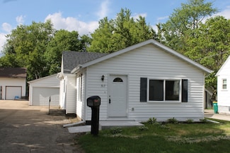 517 Victor St, Sycamore, IL 60178
