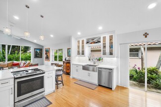 7293 Amber Falls Ln, Boynton Beach, FL 33437