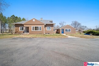 4202 N Somers Ave, Fremont, NE 68025