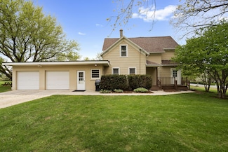 3463 Green Bay Rd, Port Washington, WI 53074