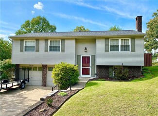 3016 Amy Dr, South Park, PA 15129