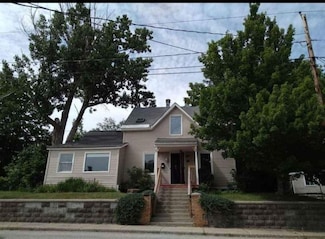 129 Elm St, Berlin, NH 03570