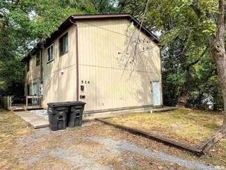 514 S Logan Ave Unit 2, Carbondale, IL 62901