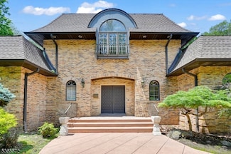 326 Ridge Rd, Cedar Grove, NJ 07009