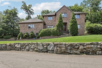 1 Thomas Ct, Scarsdale, NY 10583