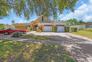 2651 NE 49th St, Lighthouse Point, FL 33064