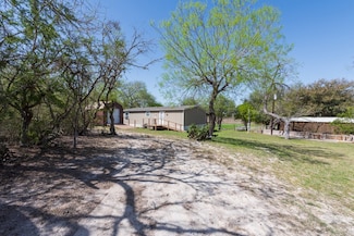 118 Minson Dr, Sandia, TX 78383