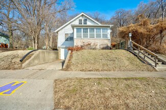 1715 Hershey Ave, Muscatine, IA 52761