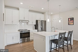 12880 Mosaic Park Way Unit 1-J, Herndon, VA 20171