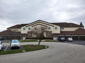 5045 Spinnaker Ln Unit D, Crown Point, IN 46307