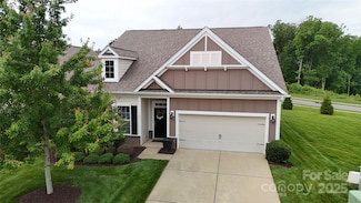 123 Hanks Bluff Dr, Mooresville, NC 28117
