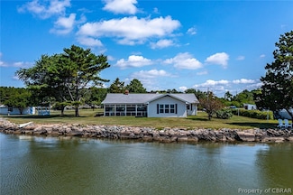 87 Lake View Ln, Lottsburg, VA 22511