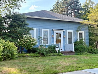 1464 S Riverside Ave, Saint Clair, MI 48079