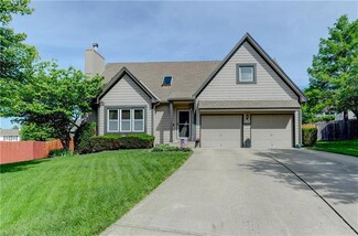 1100 NE Jamestown Ct, Lees Summit, MO 64064