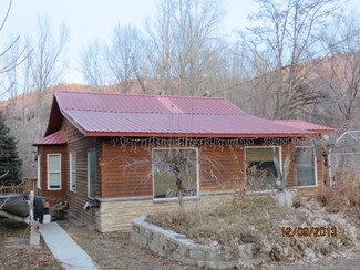 106 Cooper St, Riverside, WA 98849