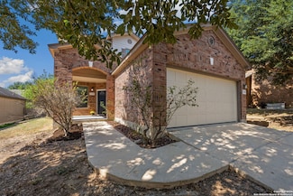 5744 Columbia Dr, Cibolo, TX 78108
