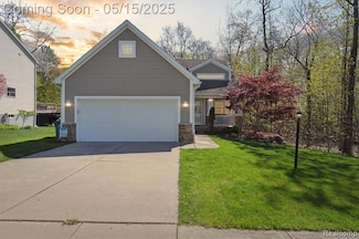 172 Laura Ln Unit 11, Linden, MI 48451