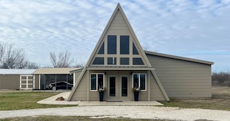 124 Greenhill Cir, Nocona, TX 76255
