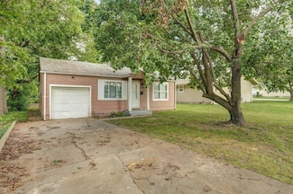2708 N Fremont Ave, Springfield, MO 65803