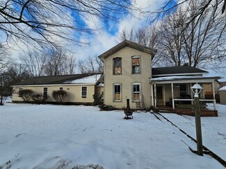 7774 Maple St, Fairview, PA 16415