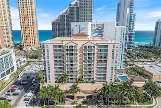17555 Atlantic Blvd Unit 902, Sunny Isles Beach, FL 33160