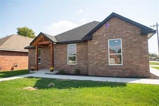 700 E Johnson St, Lexington, OK 73051