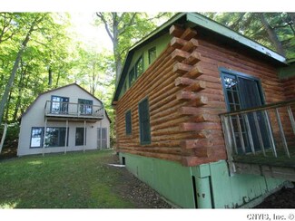 100 Browns Rd, Macomb, NY 13654