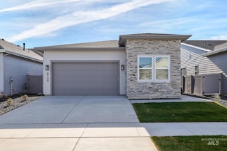 8709 W Pickett Creek St, Star, ID 83669
