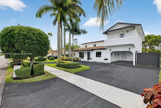 10864 SW 141st Ln, Miami, FL 33176