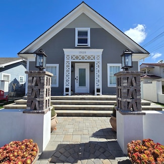 1525 Monroe Ave, San Diego, CA 92116