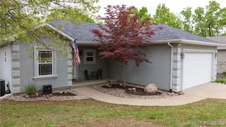 1087 Duckhead Rd, Lake Ozark, MO 65049