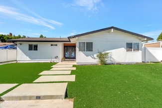 8225 Fallbrook Ave, Canoga Park, CA 91304