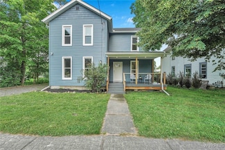 12 Clark St, Perry, NY 14530