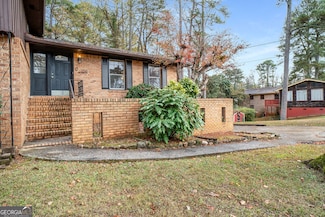 2738 Rainbow Ridge Rd, Decatur, GA 30034