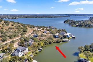 150 Skyline Dr, Sunrise Beach, TX 78643