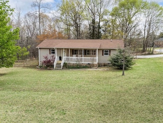 1501 Rocky Ridge Rd, Enoree, SC 29335