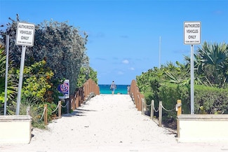 8430 Harding Ave Unit 8, Miami Beach, FL 33141