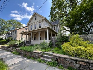 58 Broad St, Stroudsburg, PA 18360