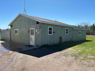 22085 Becker Rd, Mason, WI 54856