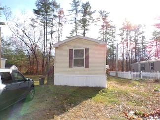 15 Pineland Park Rd, Milton, NH 03851