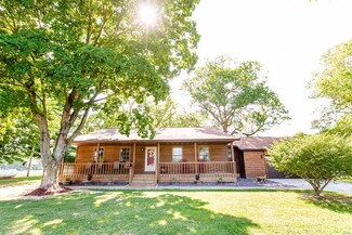 3353 W Line Rd, Odin, IL 62870