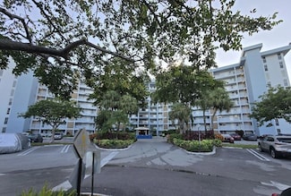 2940 N Course Dr Unit 112, Pompano Beach, FL 33069