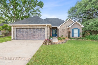 122 Ashford Ln, Youngsville, LA 70592