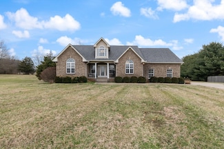 1002 Angus Ct, Cottontown, TN 37048