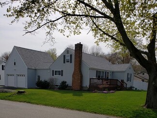 1013 Wilbur Ave, Somerset, MA 02725